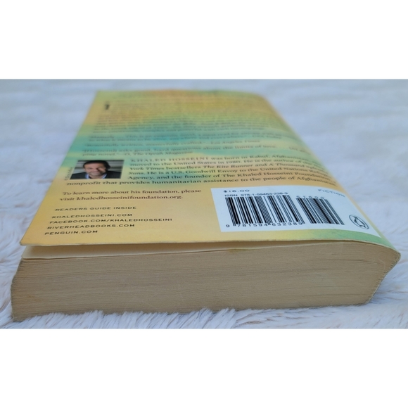 And the Mountains Echoed paperback book - Picture 14 of 16